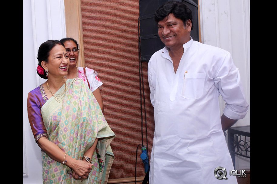 Celebs-at-Dr-Vijay-Dikshits-Felicitation